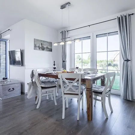 Apartment In Dranske Ot Lancken